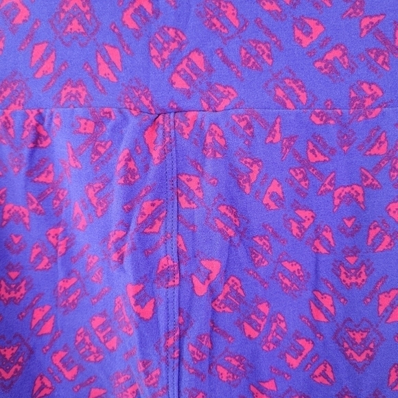 NWT LuLaRoe Simply Comfortable Purple and Pink Pants One Size See Measurements - Picture 7 of 10